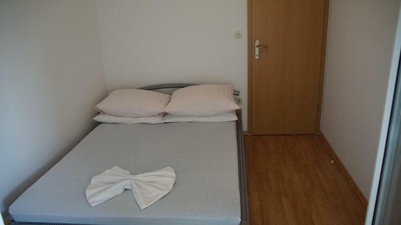 Apartmani Sipic , Bilo - Primošten Exterior foto