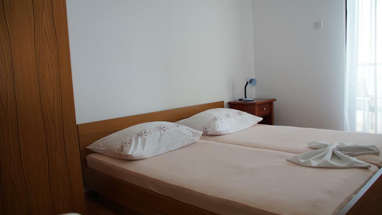 Apartmani Sipic , Bilo - Primošten Exterior foto