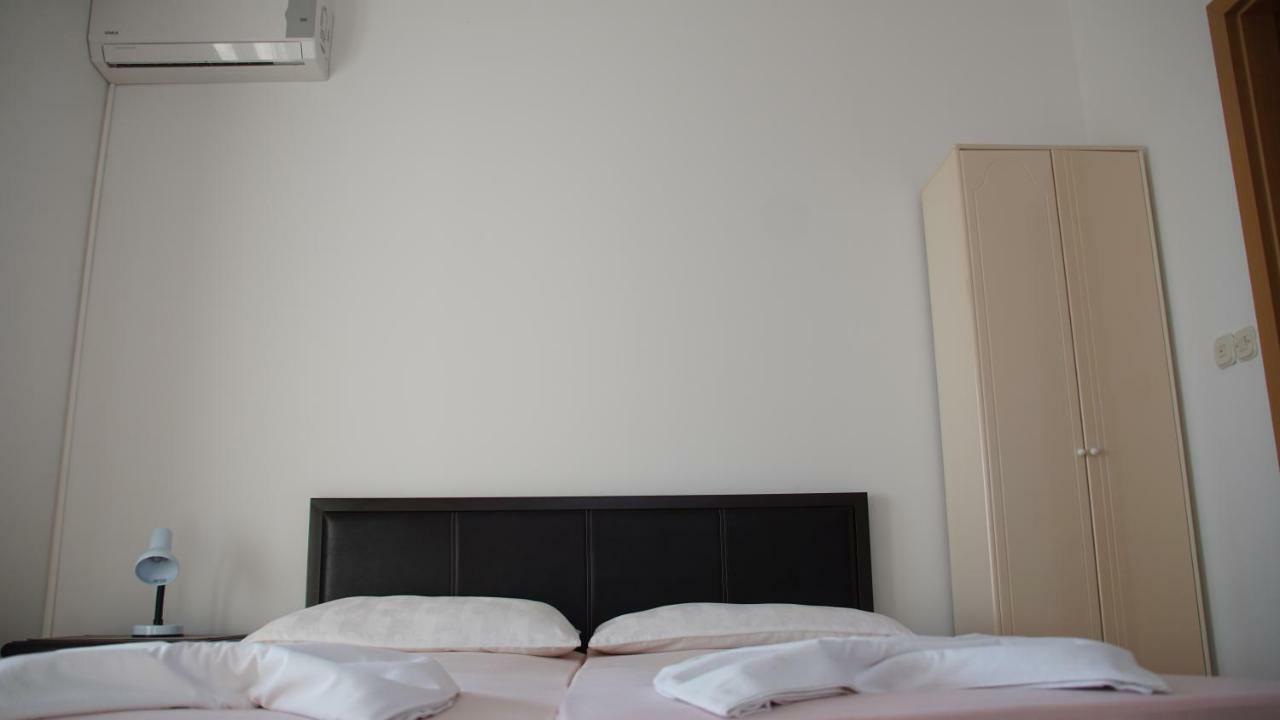 Apartmani Sipic , Bilo - Primošten Exterior foto