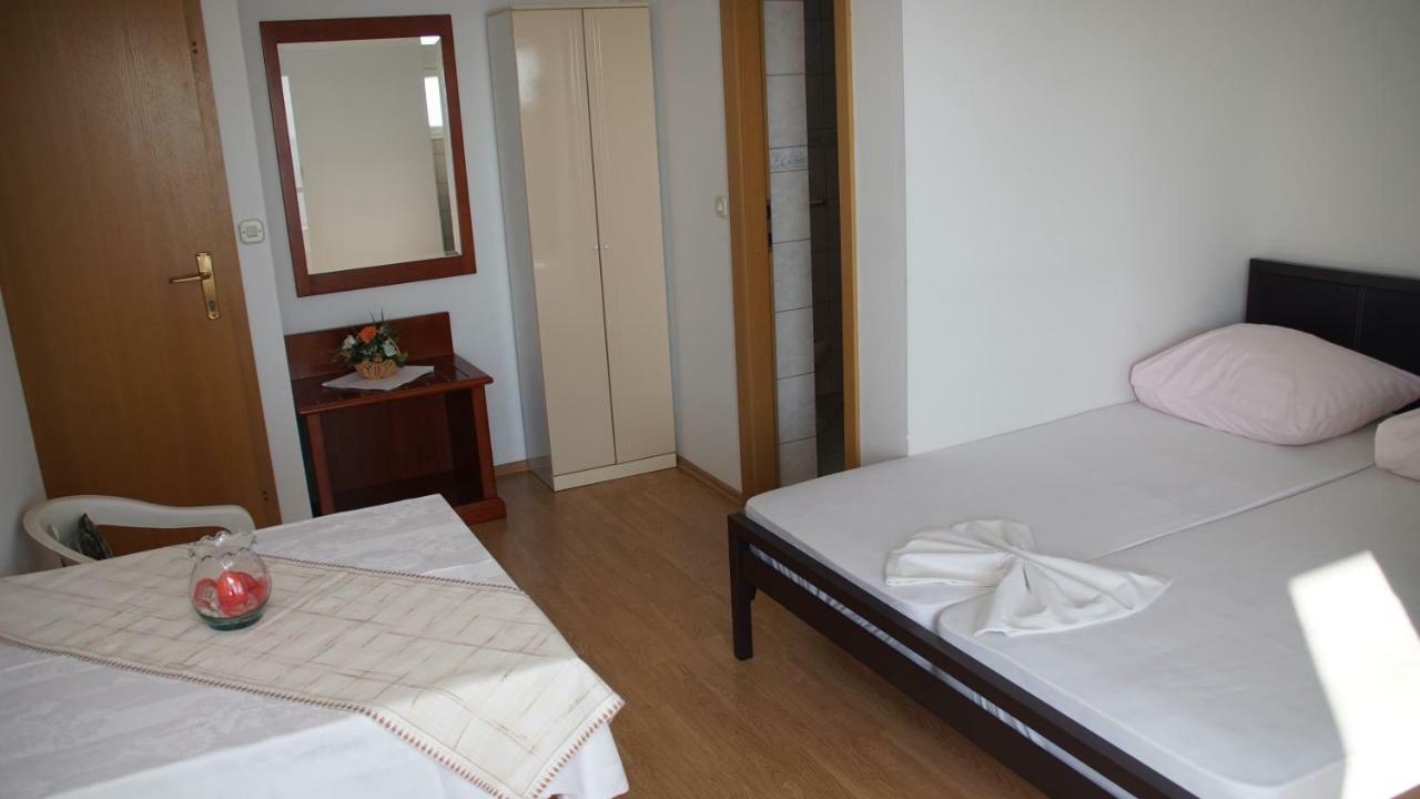 Apartmani Sipic , Bilo - Primošten Exterior foto